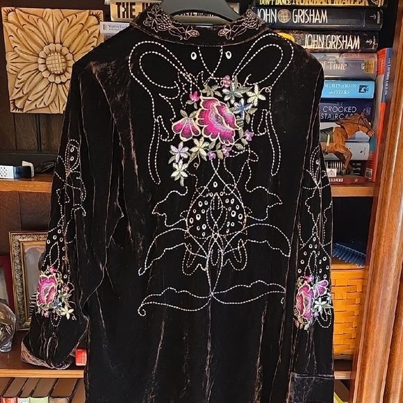 Soft Surroundings Chocolate Velvet Top with Floral Embroidery, Size XL. - Picture 5 of 9